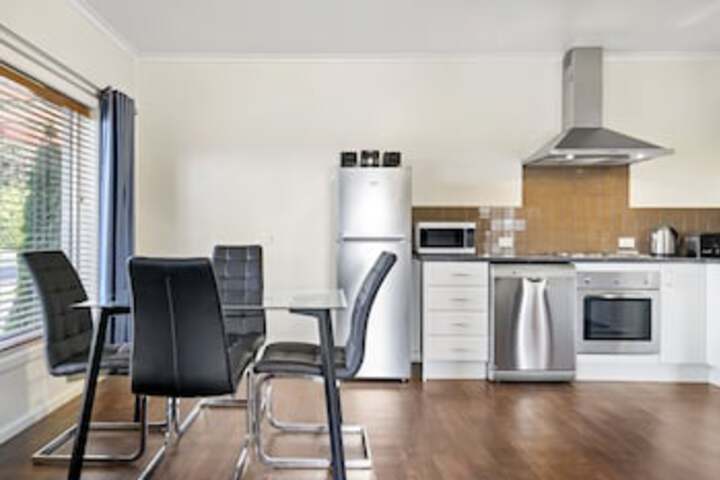 Trafalgar South VIC Accommodation in Brisbane