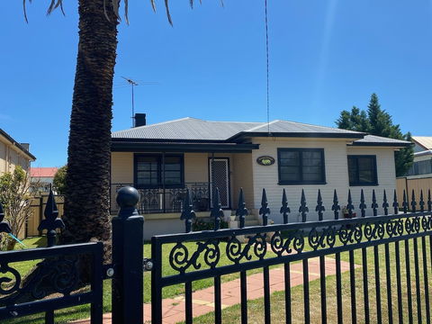 Inverell Terrace Motor Lodge - Accommodation in Brisbane 1