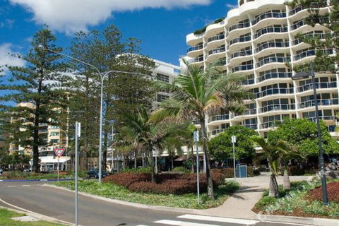 Zanzibar 802 - Accommodation in Brisbane 2