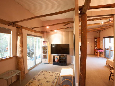 Lyrebird Studio Hideaway In The Watagans Be At One With Nature - Accommodation in Brisbane 1