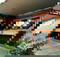 The Commercial Hotel Motel