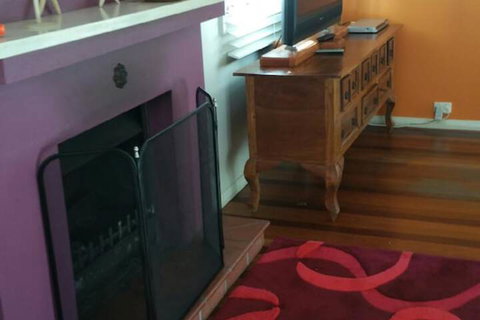 Casablanca Enchanted Cottage - Adults Only - Accommodation in Brisbane 3