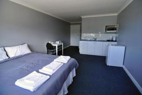 Bribie Island Square - Accommodation in Brisbane 4