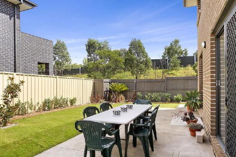 Serviced Houses Casula - Accommodation in Brisbane 5