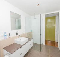 Cocktails with a View - Accommodation in Brisbane