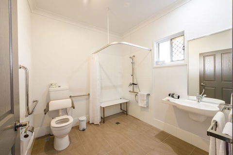 Athena Motel Apartments - Accommodation in Brisbane 2