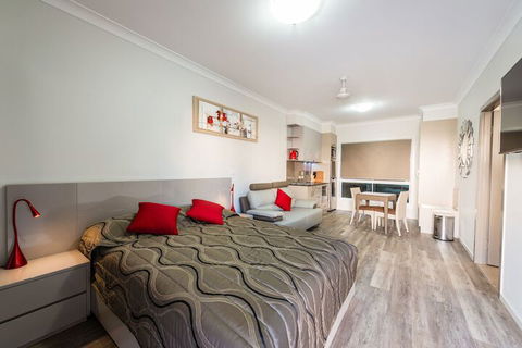 Athena Motel Apartments - Accommodation in Brisbane 3