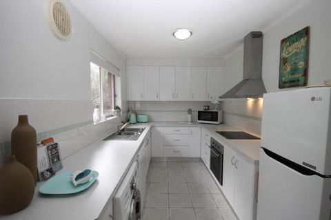 CHILL OUT BEACHSIDE At FORSTER - Accommodation in Brisbane 1