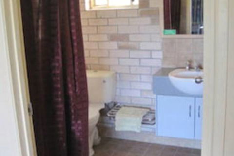 Tailwaggers Rainforest Retreat - Accommodation in Brisbane 4