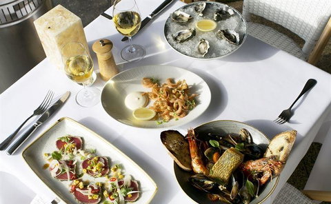 Manta Restaurant And Bar - Accommodation in Brisbane 10