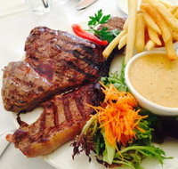 Cardens Seafood  Steak House - Accommodation in Brisbane
