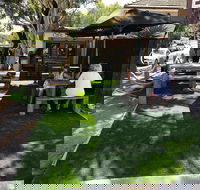 Cafe La Hoot - Accommodation in Brisbane