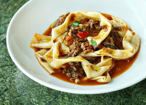 A Tavola - Accommodation in Brisbane 0