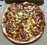 Rustica Pizza Bar - Accommodation in Brisbane