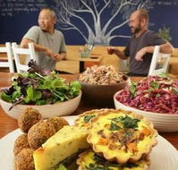 Organic Feast Wholefoods Cafe - Accommodation in Brisbane