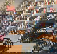 Chrissie's Book Lounge  Cafe