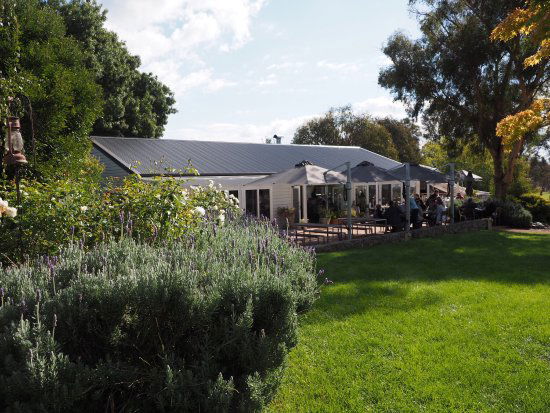 Ambania ACT Accommodation in Brisbane