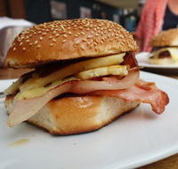 Huskisson Bakery  Cafe