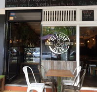 Hessian  Bean - Accommodation in Brisbane