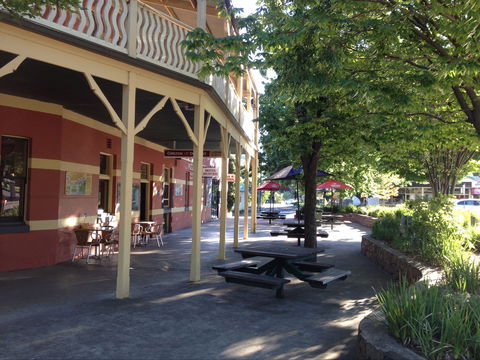 Alpine Hotel Bright - Accommodation in Brisbane 0