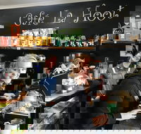 Cafe La Hoot - Accommodation in Brisbane