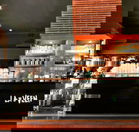 La Veen Coffee and Kitchen - Accommodation in Brisbane