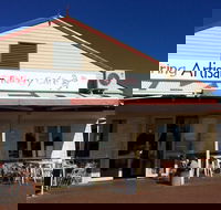 Mundaring Artisan Bakery Cafe - Accommodation in Brisbane