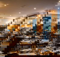 Deco Wine Bar and Restaurant - Accommodation in Brisbane