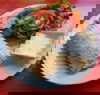 Braisen Hussy Garden Cafe