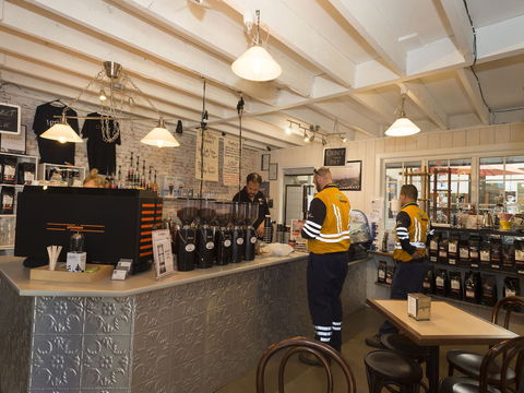 Simply Beans Roastery And Espresso Bar - Accommodation in Brisbane 2