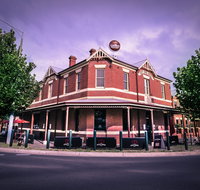 The City Oval Hotel - Accommodation in Brisbane