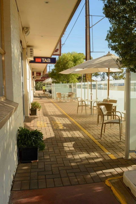 V Hotel - Accommodation in Brisbane 0