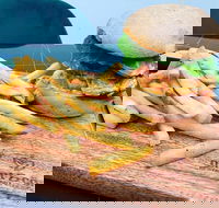 Morris Jones - Accommodation in Brisbane