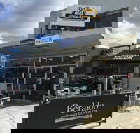 Pat's Takeaway - Accommodation in Brisbane