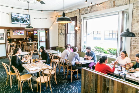 The Tudor Hotel - Accommodation in Brisbane 1