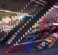 Nick  Suzie's Hot Bread - Accommodation in Brisbane