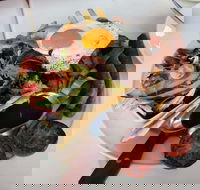 Lazy Moes - Caroline Springs