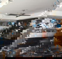 Pavement Cafe - Accommodation in Brisbane