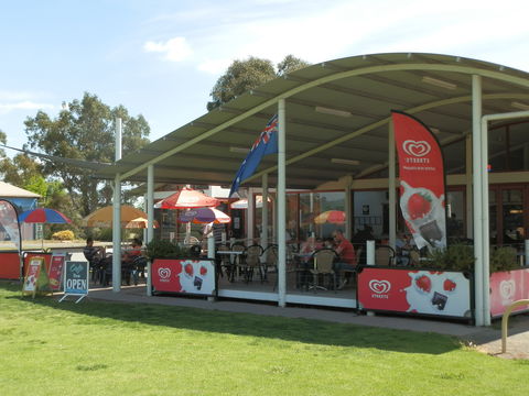 Submarine Cafe - Accommodation in Brisbane 0