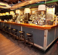 Middlebar - Accommodation in Brisbane