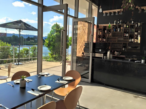 Alfresco Pizzeria & Wine Bar - Accommodation in Brisbane 3