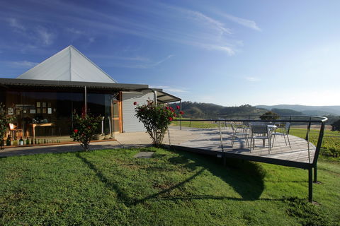 Dalwhinnie Wines - Accommodation in Brisbane 1