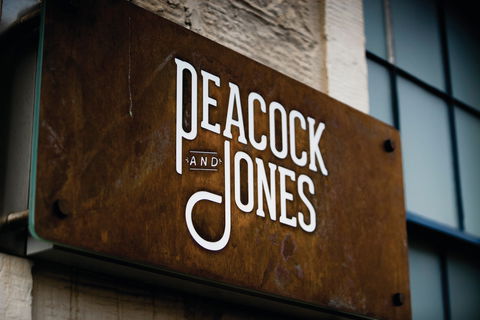 Peacock And Jones - Accommodation in Brisbane 0