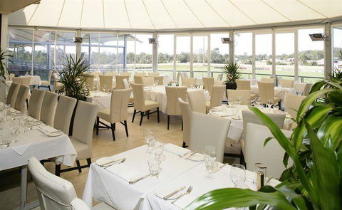 L' Aqua Restaurant - Accommodation in Brisbane 1