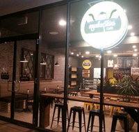 Munkeeskins Cafe