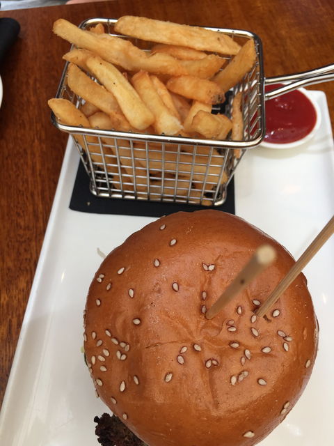 Adelphi Grill - Accommodation in Brisbane 8