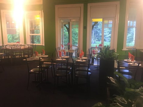 Yim Thai Gloucester - Accommodation in Brisbane 2