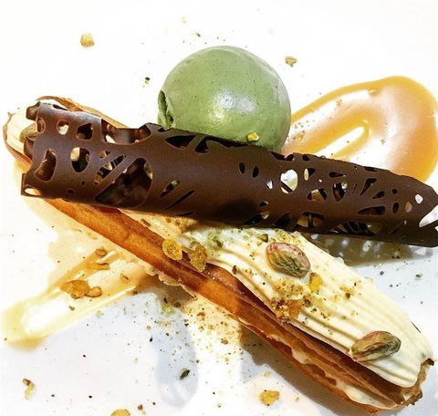 A La Bouffe Bar & Bistro - Accommodation in Brisbane 9