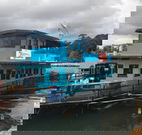 Skippers Floating Eatery