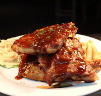 Cadillacs Honky tonk bar and Grill - Accommodation in Brisbane